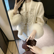 2025年秋冬新款重工刺绣钉珠双面羊毛大衣女小个子短款狐狸毛外套