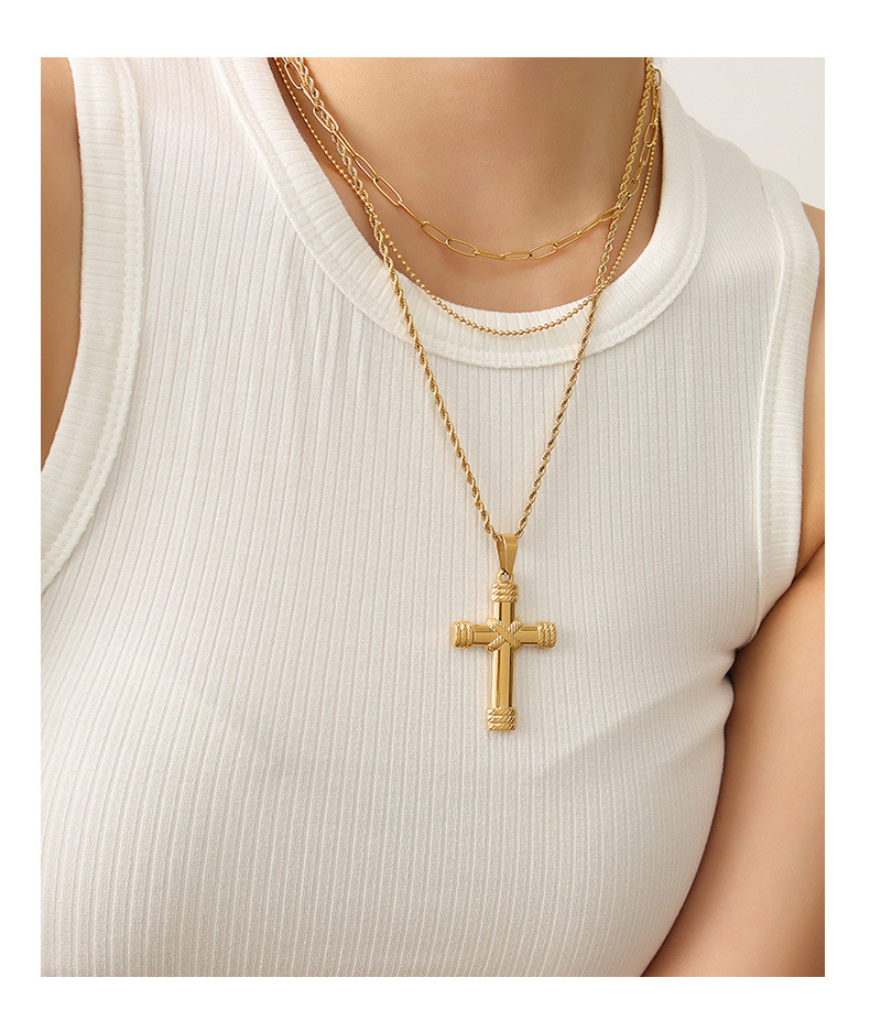 Unisex Gender 1 Piece Titanium Steel Cross Pendant