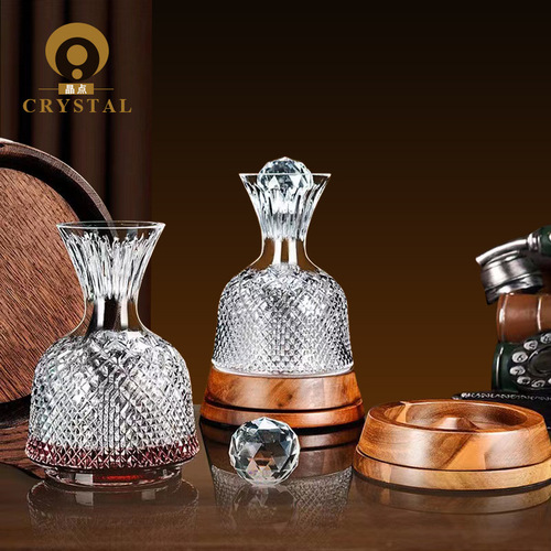 European Crystal Glass Vortex Red Wine Decanter Set Home Use Rotating Top Pouring Glass Barware Luxury High-End