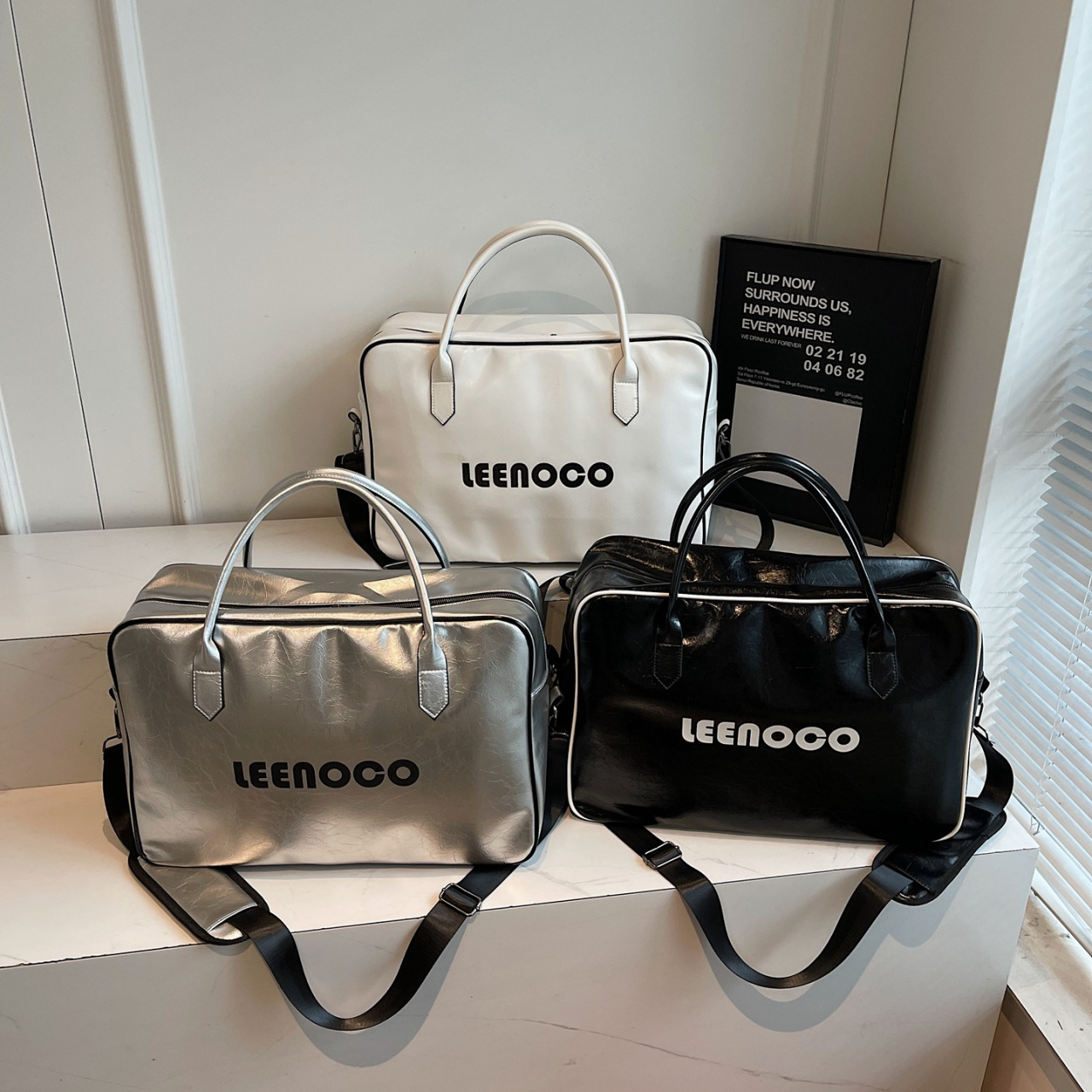 Bolsa de viaje de gran capacidad 2025, invierno nuevo estilo de moda casual de hombro único estilo coreano de moda nicho de diseño bolso de mujer de viaje