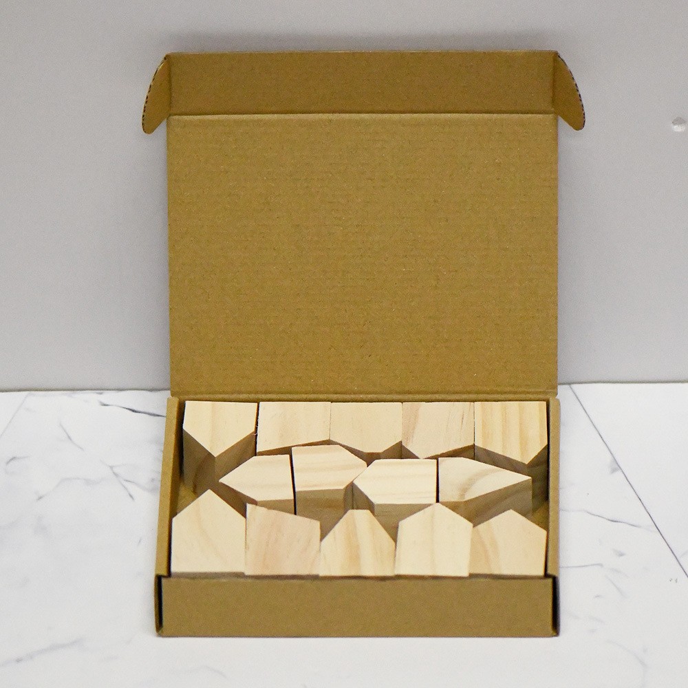 Nuevo producto bricolaje pintado a mano madera embrión fruta árbol de Navidad campana hongo casa se puede colorear regalo de vacaciones preescolar