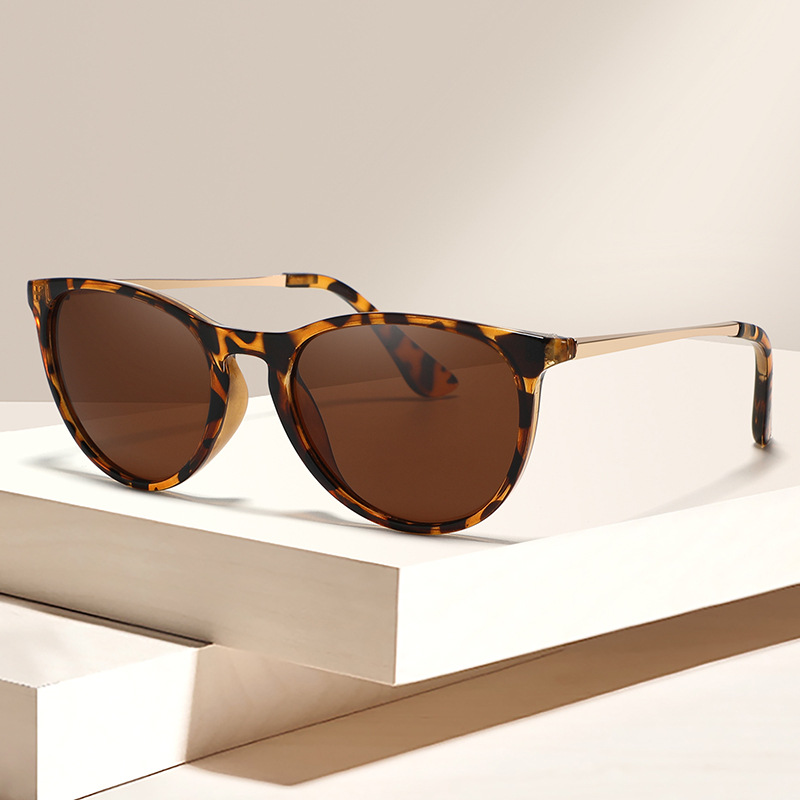 Classic children's fashionable sunglasses