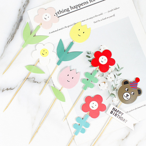 Ins Korean-style cartoon bear smile emoji flower tassel flag paper card cake baking decoration plaque plug-in