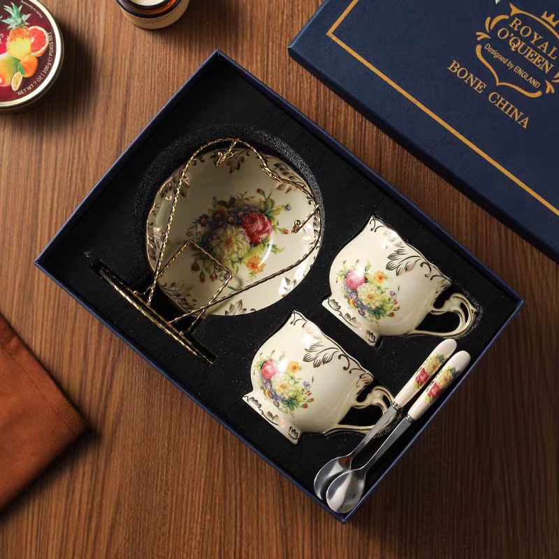 Set de tazas de café europeas pequeñas tazas de té de la tarde de lujo casero cortes de alta calidad tazas de café de cerámica exquisita plato