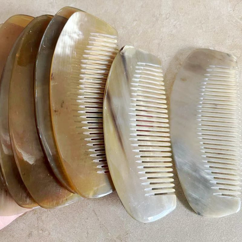 半月櫛広西黄牛角櫛小曲月櫛天然牛角櫛広式牛角櫛小ハンドル櫛卸売り|undefined
