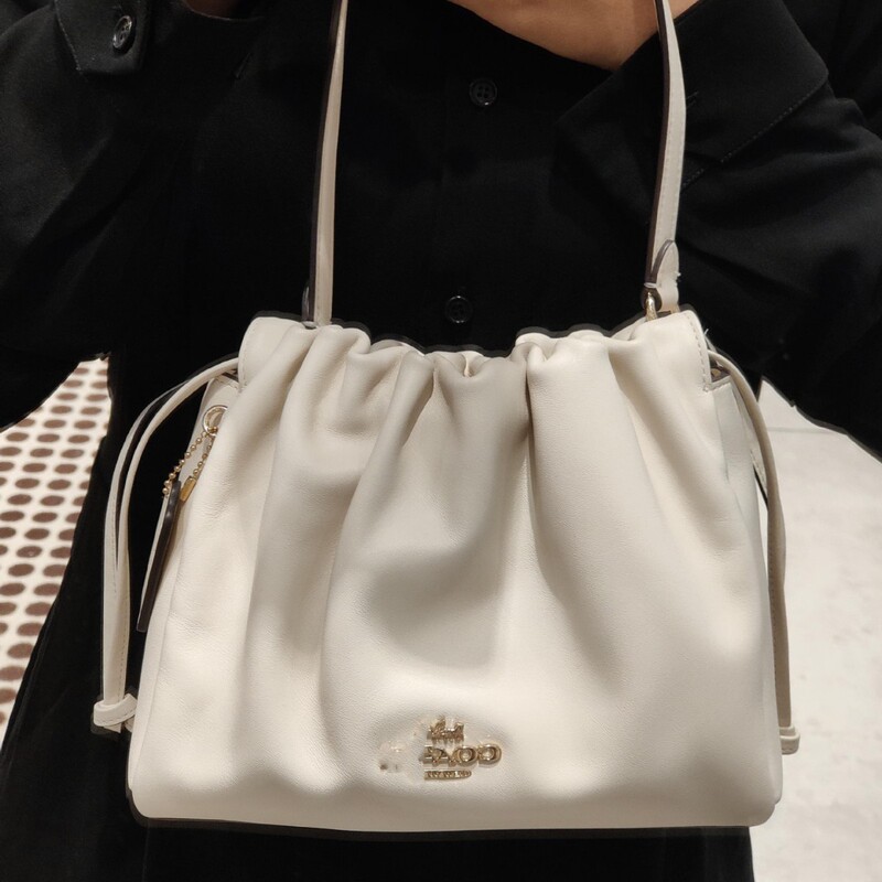 2025 New Faye Cloud Bag Genuine Leather Handbag Light Luxury Underarm Bag Versatile Soft Leather Shoulder Crossbody Bag