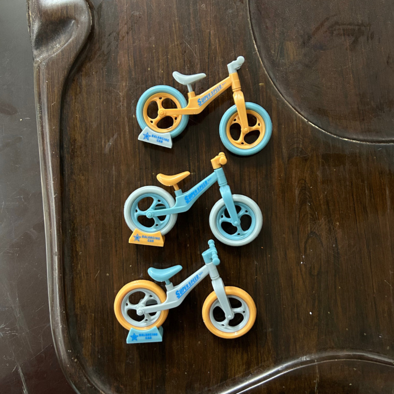 Medium balance car [three colors random] keychain