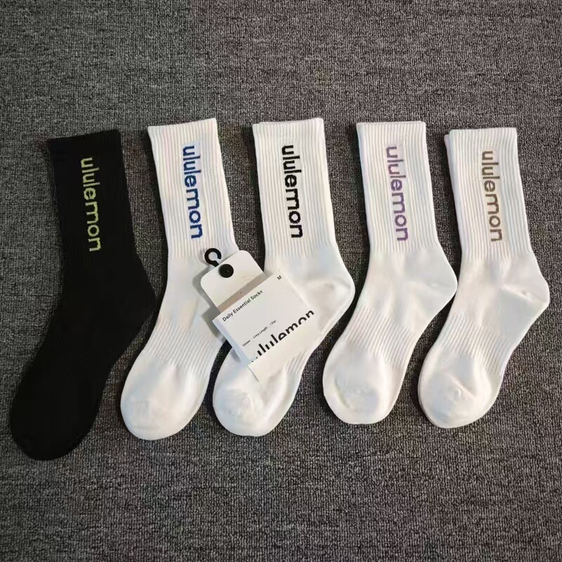 Four Seasons Thin Women's Stockings Cotton Sweat-absorbent Slimming Calf Socks Yoga Training Socks Running Socks Solid Color High-top Socks