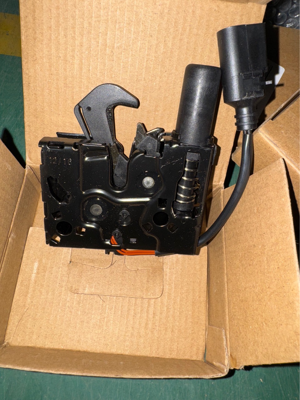 Suitable for Porsche Under-Hood Locks, Porsche Locks with Quality Assurance and Sufficient Supply