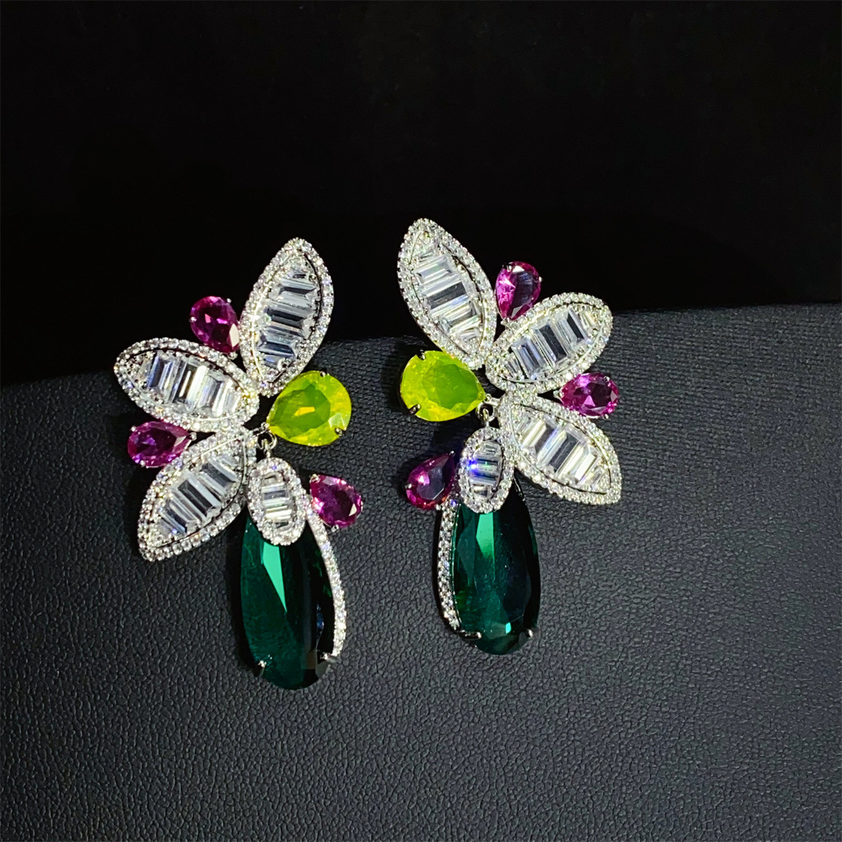 earrings drop-shaped