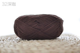 [Envío gratis] productos genuinos de cuatro hebras hilo de algodón de leche hilo de bebé muñeca hilo de algodón ganchillo lindo muñeca lana 4-Strand