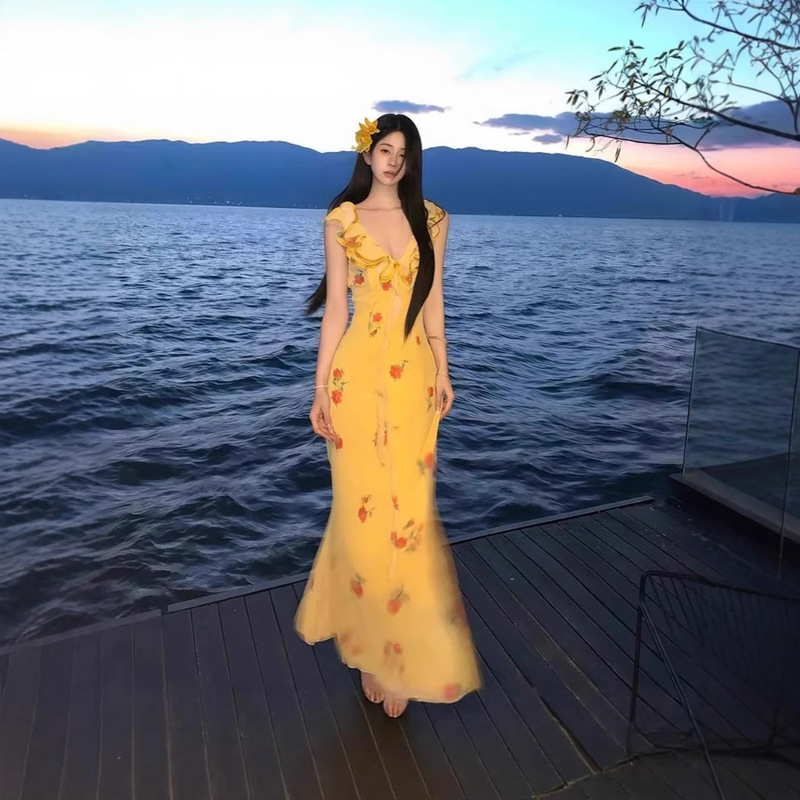 French Dusk Rose V Neck Waist Sexy Slim Floral Dress Island Resort Style Fishtail Long Skirt