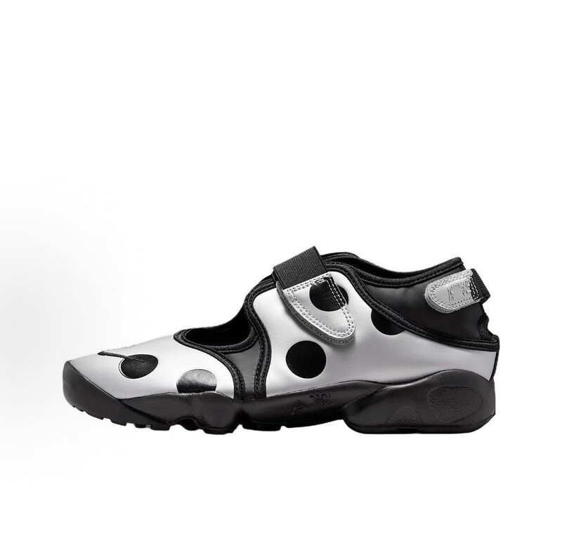 Cross-border new style AIR RIFT BR, a versatile polka-dot Mary Jane split-toe shoe with a leather upper and flat sole, perfect for the beach