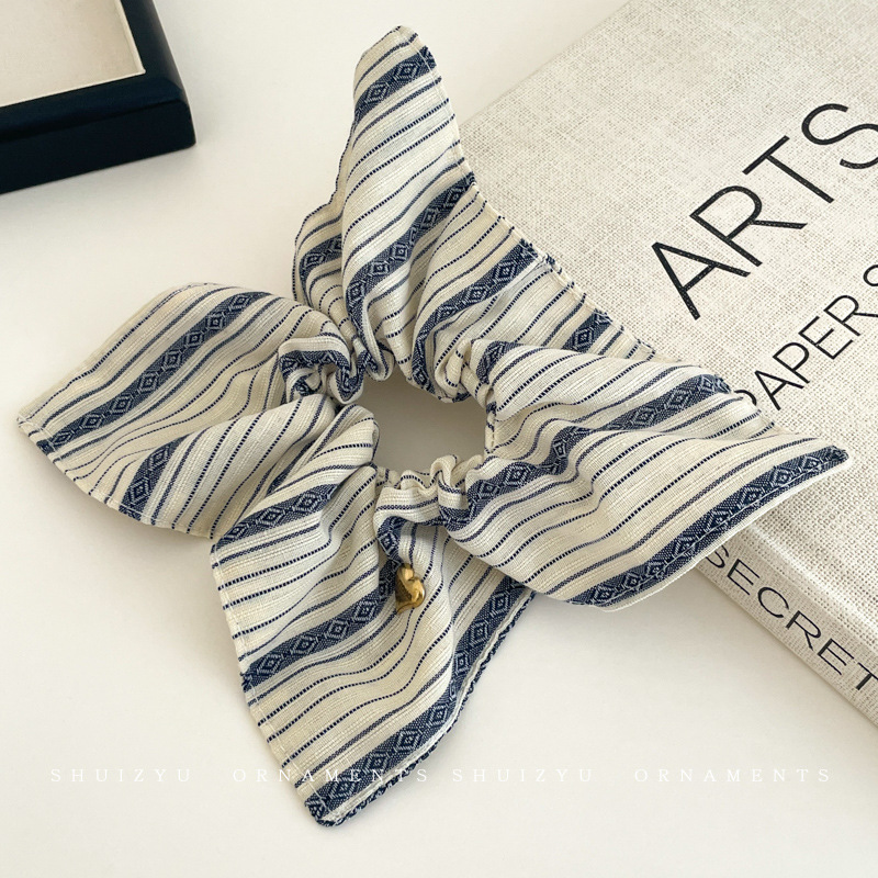 2 # Pañuelo cuadrado beige