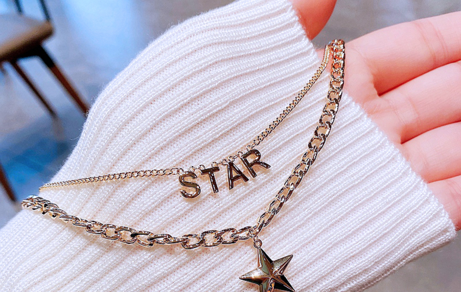 Female Double Layer Korean Fashion Metal Star Letter Star Pendant Clavicle Chain display picture 4