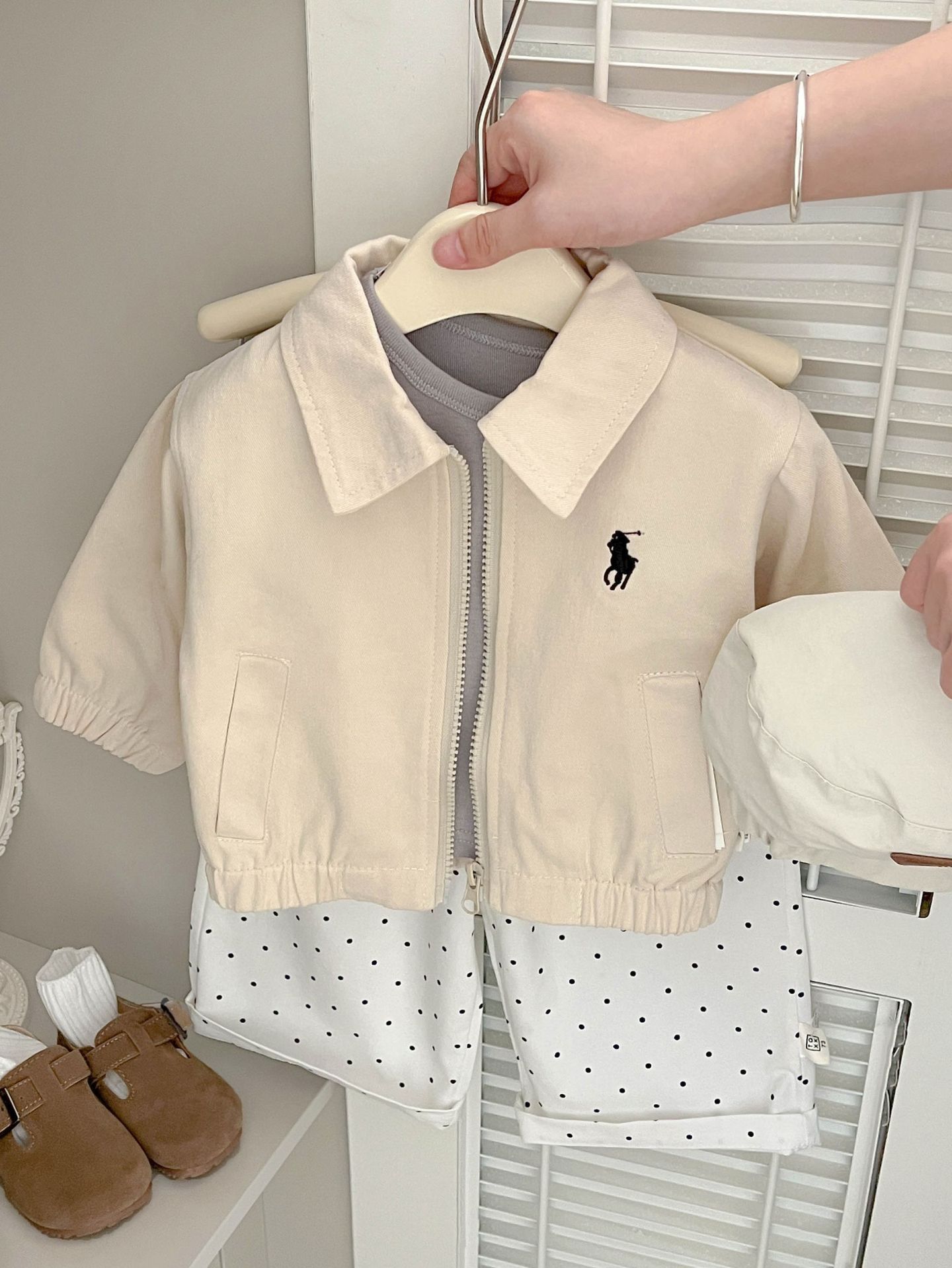 Chaqueta infantil de primavera y otoño de 2026 chaqueta de solapa para niños y niñas, camisa de cremallera de otoño para niños, blusa de moda