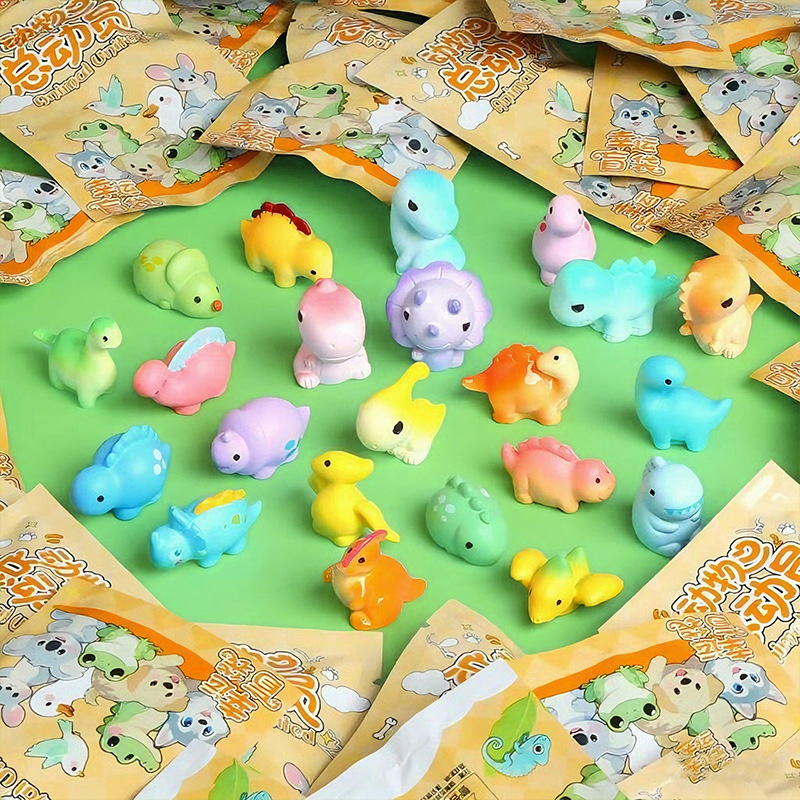 暗闇で光る小さなカメ カピバラ ナザ ブラインドバッグ プチギフト ギフト おもちゃ フルーツ ザイザイ ブラインドボックス 小物|undefined