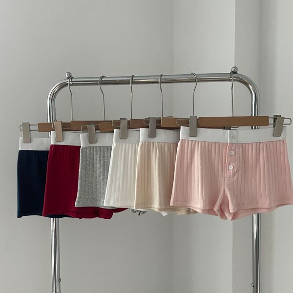 BM button panties