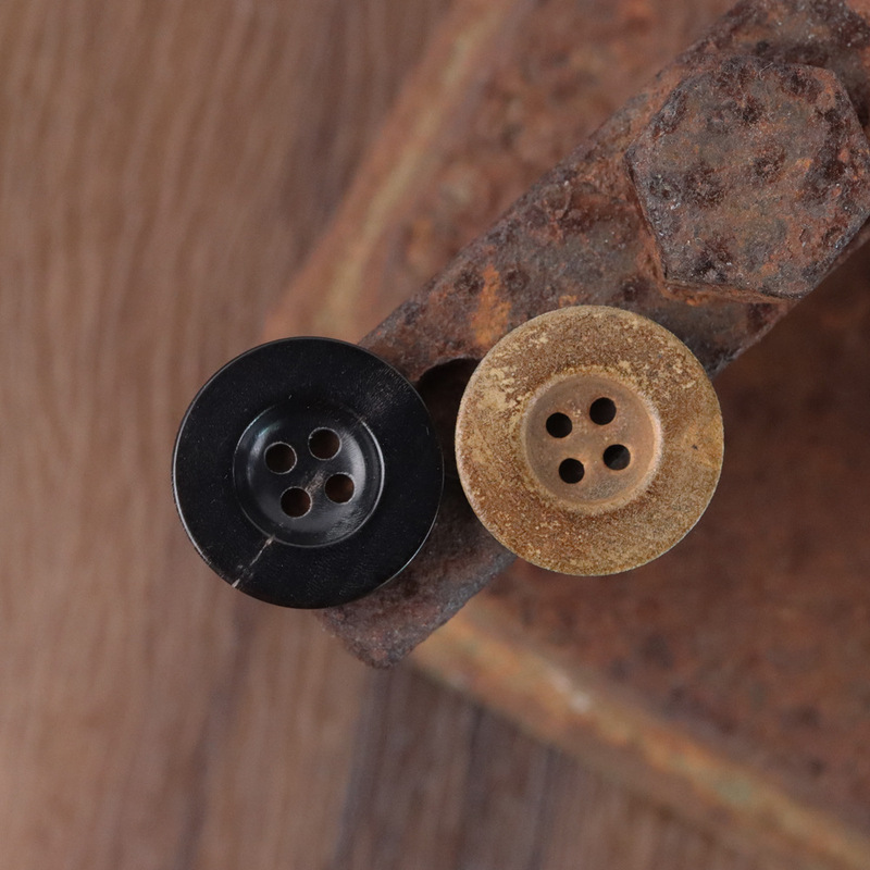 Sharpen Feel Fire Yellow Suit Suit Shirt Natural Black Buffalo Horn Button Cardigan Sweater Vintage Button