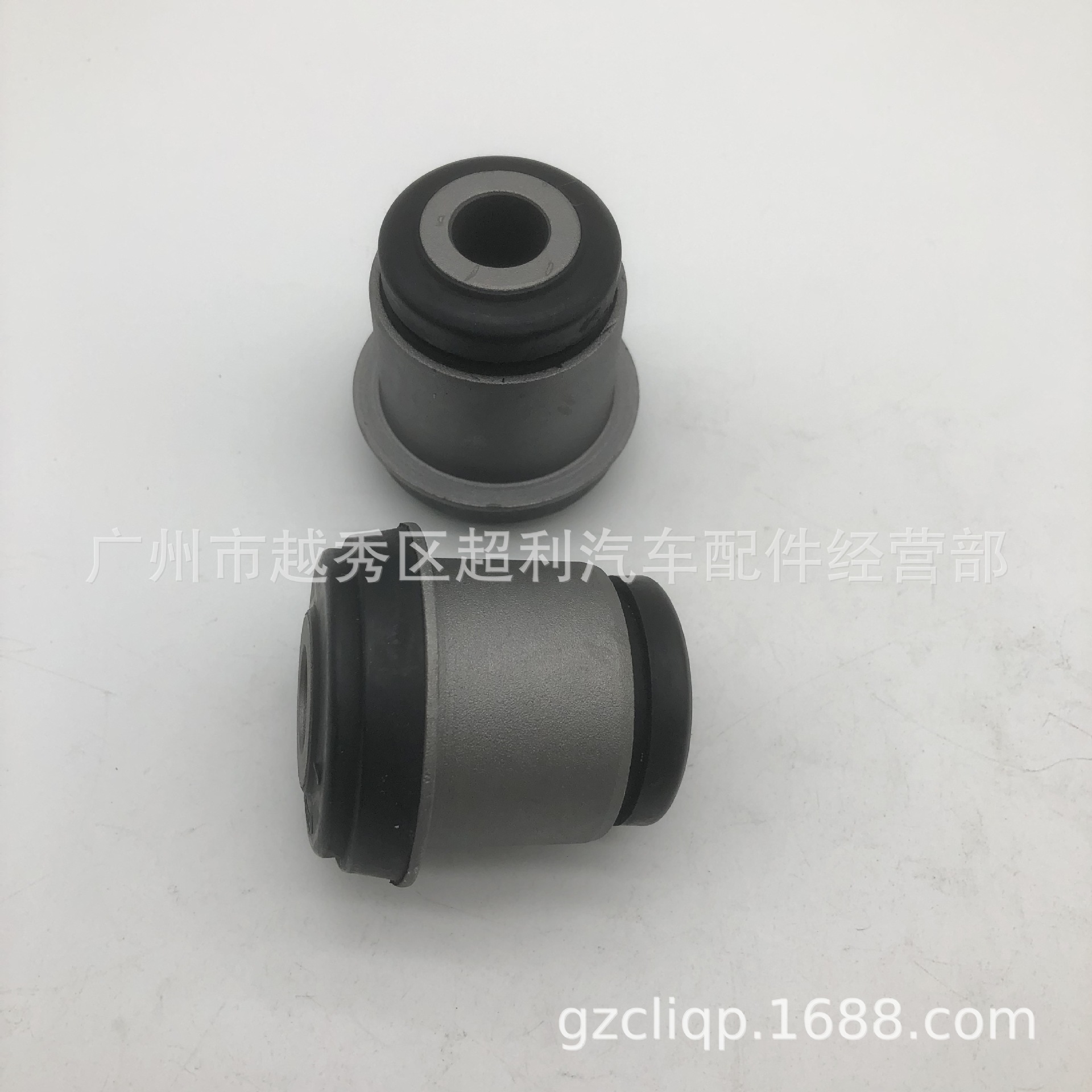 Applicable to MK335060 MK633970 Fuso CANTER Mitsubishi Bars Hanger Rubber Sleeve