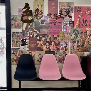 Popular Plastic Row Chairs for Photo Shoots in Clothing Stores, Trendy Outdoor Benches and Long Chairs in an Instagram Style