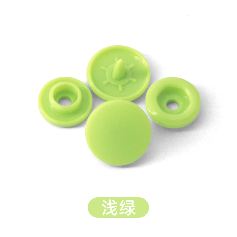 Pequeños lotes de productos de seguridad ambiental no tóxicos roer ropa de bebé de plástico cuatro cierre botones de color botones de ropa de trabajo botones