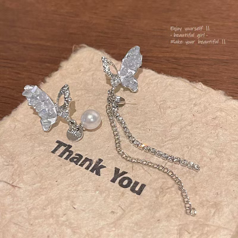 ES-067 나비 크리스탈 귀걸이