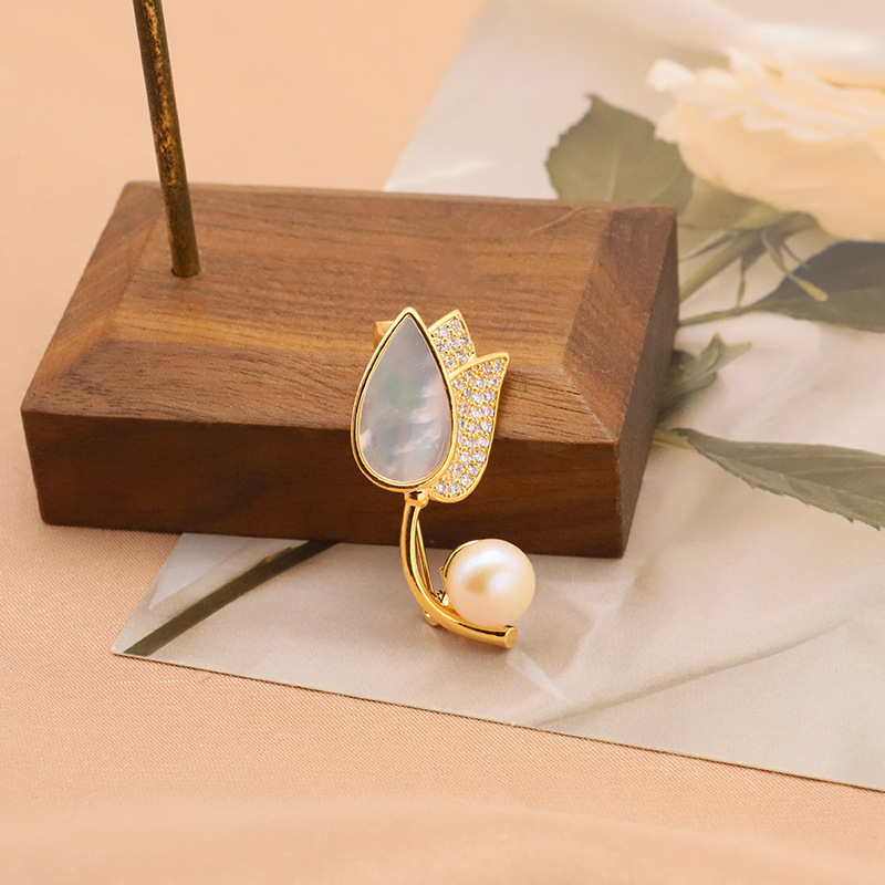 Broche de perlas de agua dulce natural de las mujeres de alto grado nicho creativo hecho a mano ramillete joyería 18K oro real galvanoplastia protección del color