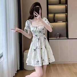 茶歇法式方领连衣裙女夏季气质印花短袖仙女裙初恋约会收腰A字裙