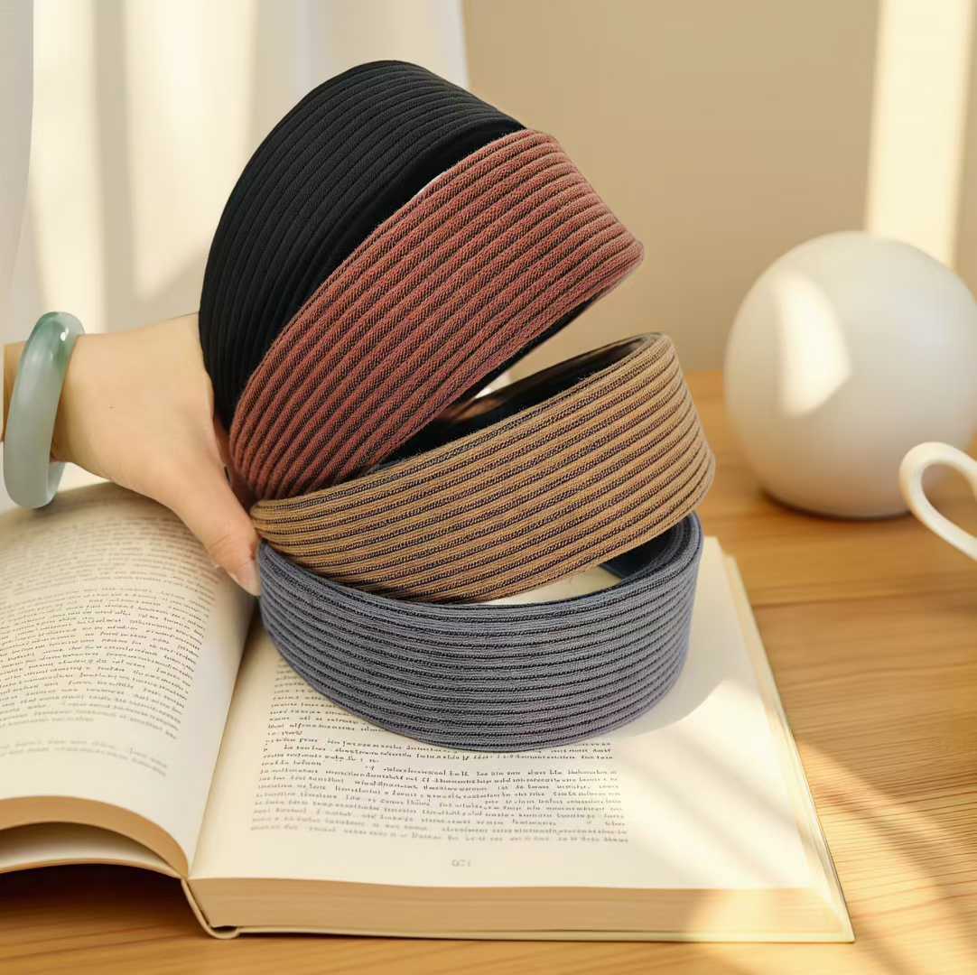 Korean Style Fashionable Pure Color Stripesd Wide-Brimmed Headband for Women New Simple Fabric Knitted Headband High-End Hairpin Headwear