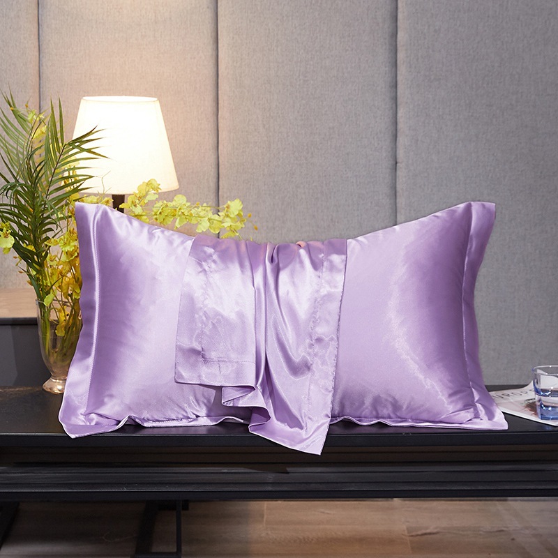 Silk pillowcase