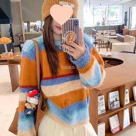 多巴胺彩色条纹圆领毛衣女2026冬季毛茸茸软糯减龄加厚针织衫上衣