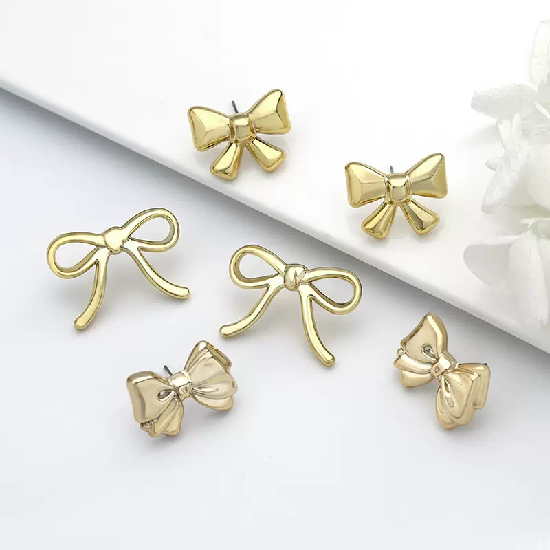 欧美复古金色蝴蝶结耳钉精致高级感可爱几何形个性百搭飘带耳饰女