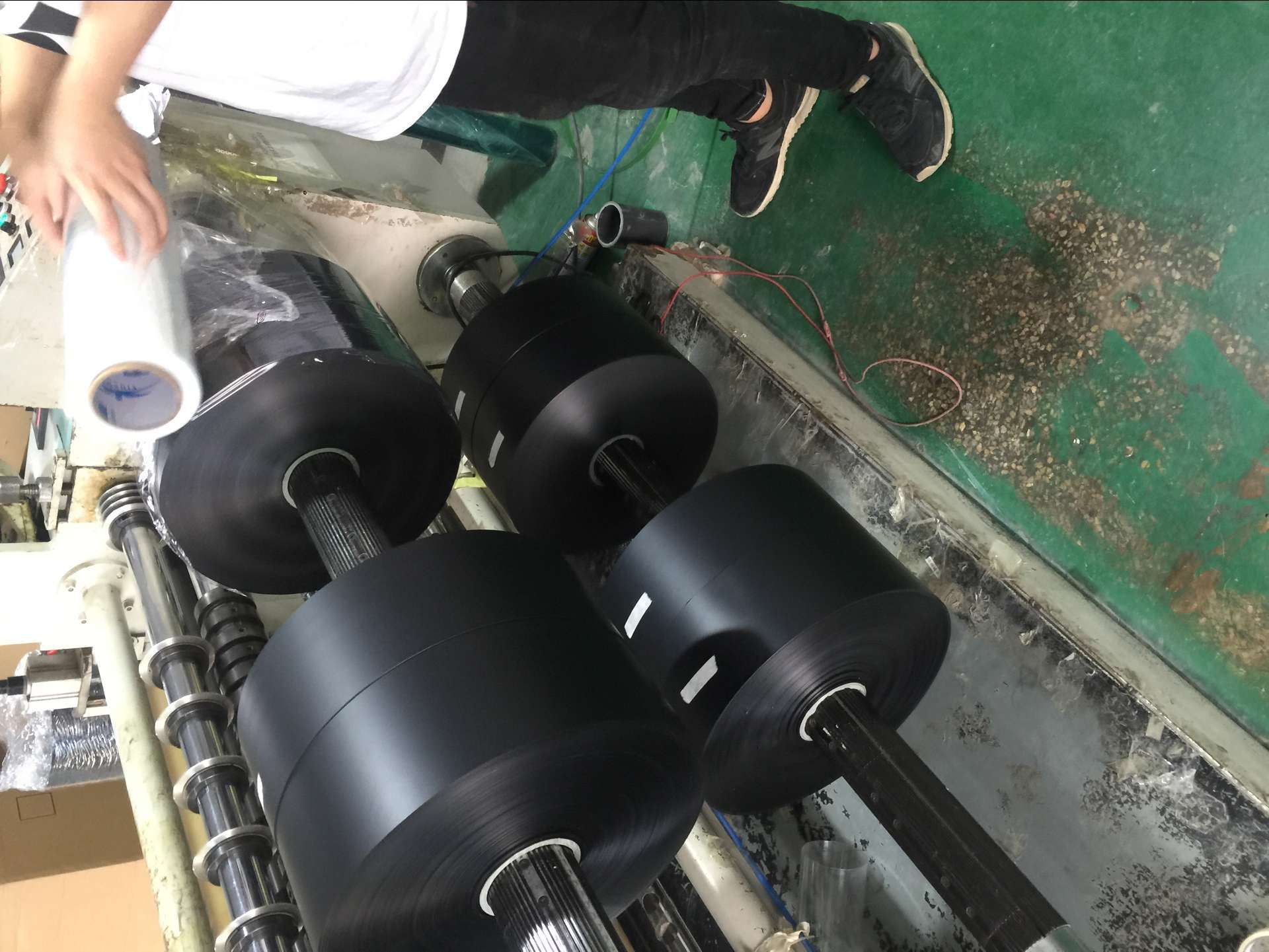 康隆鑫PC1860B无卤阻燃哑光中砂规格厚度0.075mm*尺寸610mm*1093m