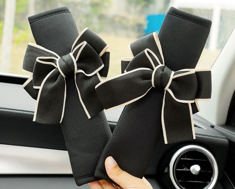 Car Seat Belt Shoulder Cover, Seat Belt Protector, Cute and Creative Bowknot Car Interior Decoration