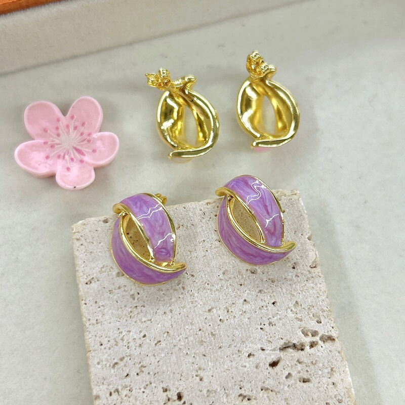 欧美复古滴油双色弧形耳环饰品 铜镀18k保色个性甜美交叉耳钉批发|undefined
