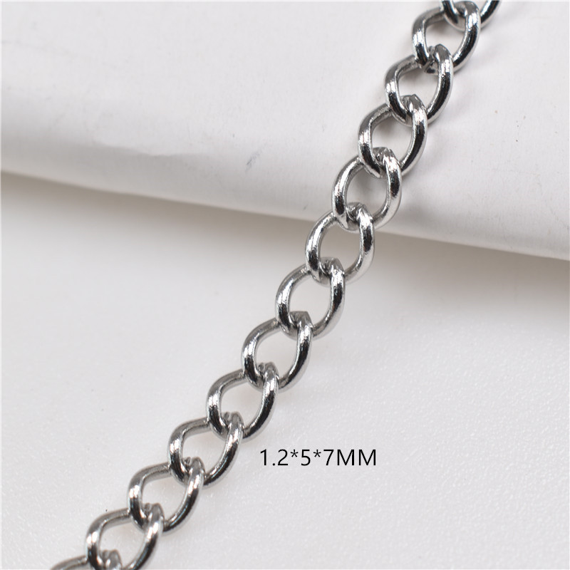 Botones de ocho caracteres, tiras de cadena DIY decoradas con vallas publicitarias de cadena retorcida de acero inoxidable, cadenas colgantes, jeans, ropa colgante, cadenas metálicas