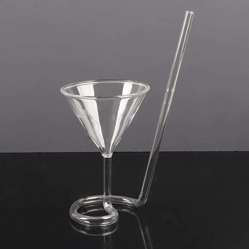 Copa triangular espiral