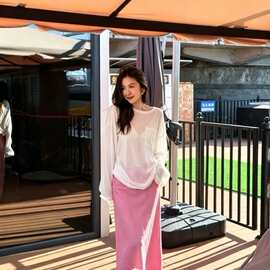 26夏季松弛感清爽白罩衫+柔粉亚麻半裙两件套套装146