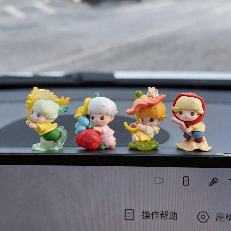 Dimoo's Instant Adventure Car Ornament - Cute Cartoon Decoration for Car Screen and Center Console Dimoo's Instant Adventure Car Ornament - Cute Cartoon Decoration for Car Screen and Center Console