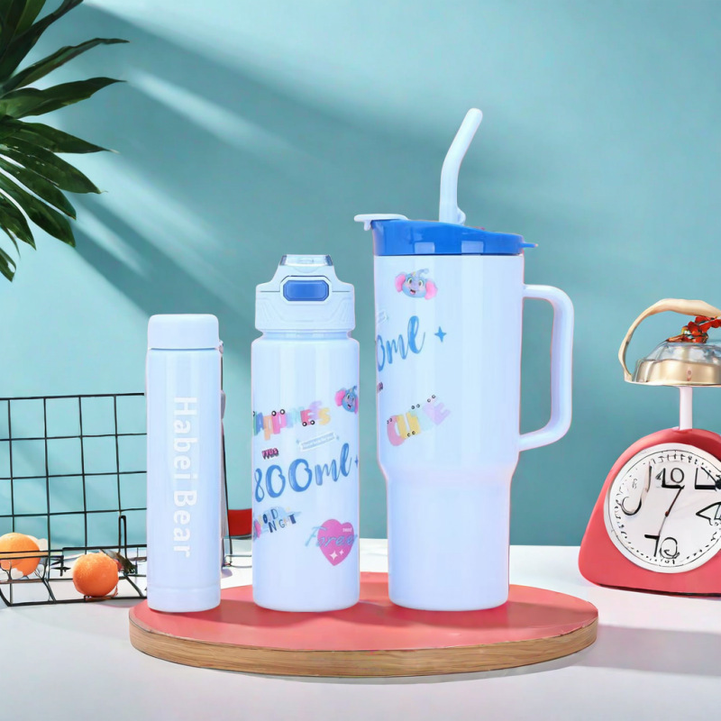 Taza de plástico transfronteriza de tres piezas Taza de automóvil de 40oz Taza de hielo de gran capacidad Mango portátil Taza de café con pajita