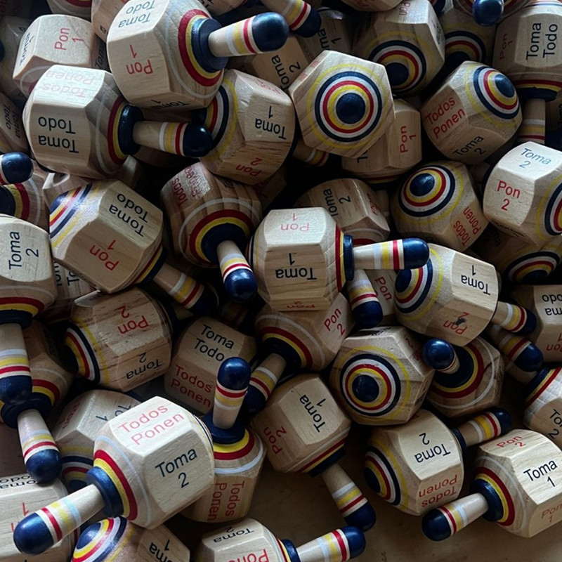 Fábrica directa Amazon transfronterizo giroscopio de madera TomaTodo acepta el texto de madera giroscopio juguete puzzle