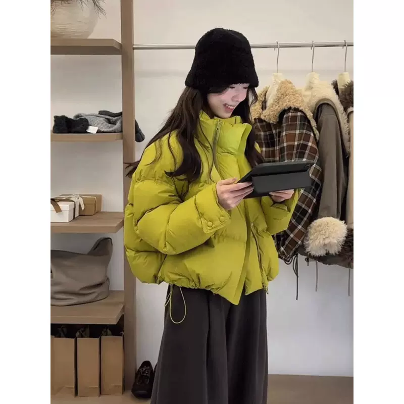 2025年超好看棉服外套女款2025新款韩系高级感绿色棉衣