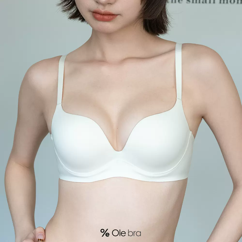 无痕光面内衣女舒适聚拢透气侧收副乳防下垂记忆软钢圈一片式文胸
