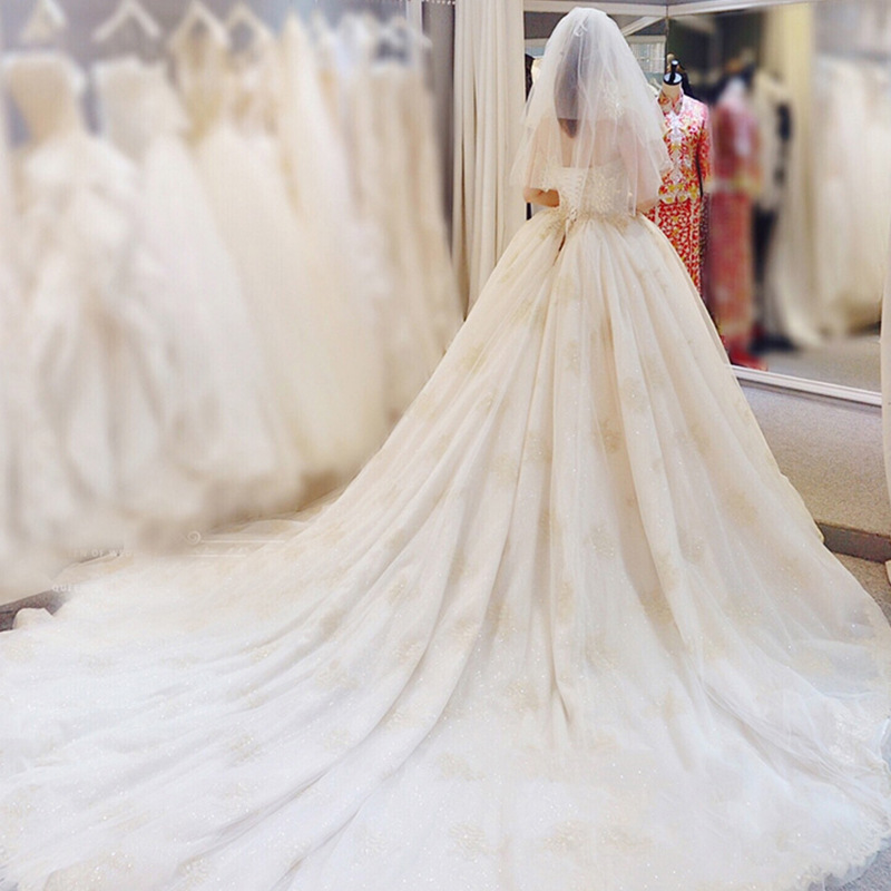 Vestido de Novia 2025, Nuevo Estilo Elegante, Tirantes Espagueti, Cola Larga, Estilo Bosque, Súper Romántico, Simple, Delgado
