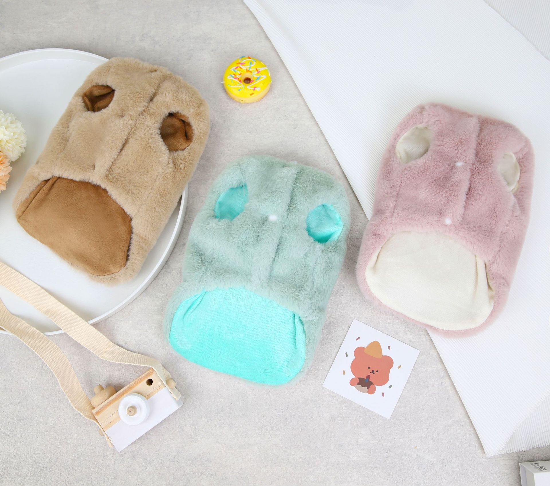 2022北极熊绒马甲