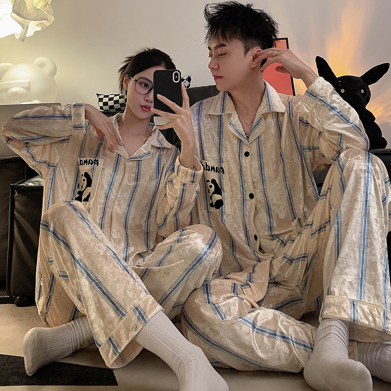 Pareja de pijamas de primavera y otoño de terciopelo dorado de manga larga para hombres y mujeres Panda de alto sentido 2023 nuevo invierno homewear