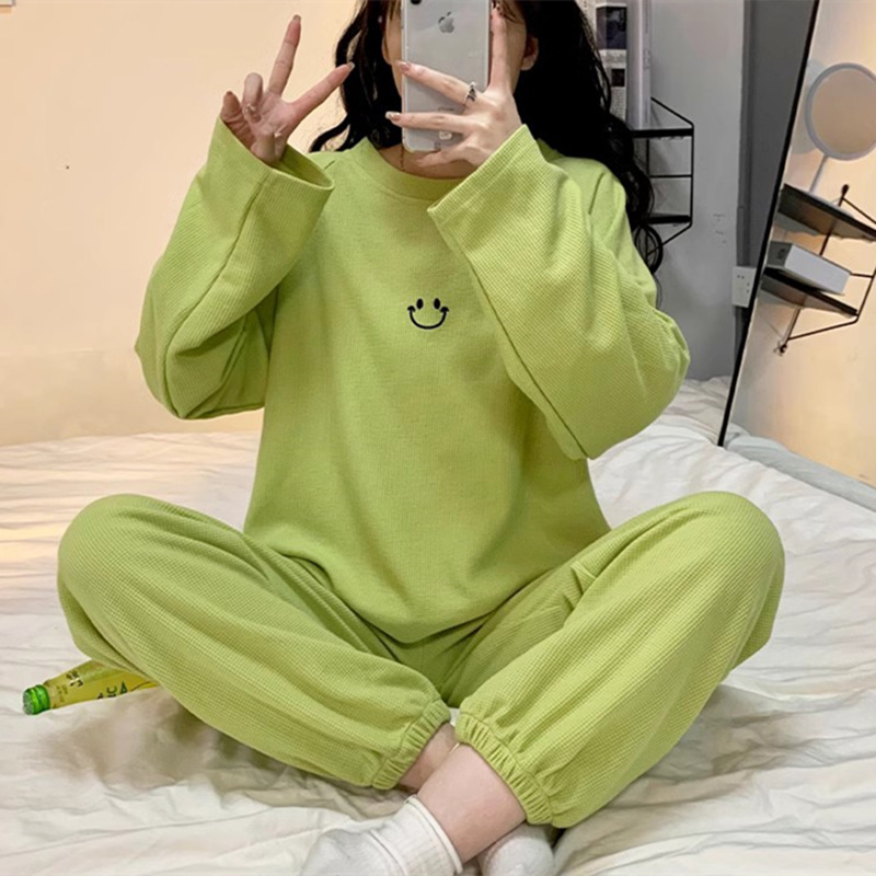 源工場2024新型パジャマ女性長袖薄手ネットレッドins風新型カジュアル快適家庭服カバー