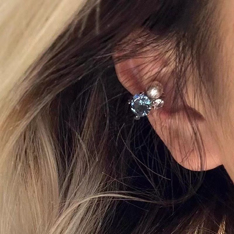Clip‑on earrings, zirconium and pearl, light‑luxury non‑pierced design