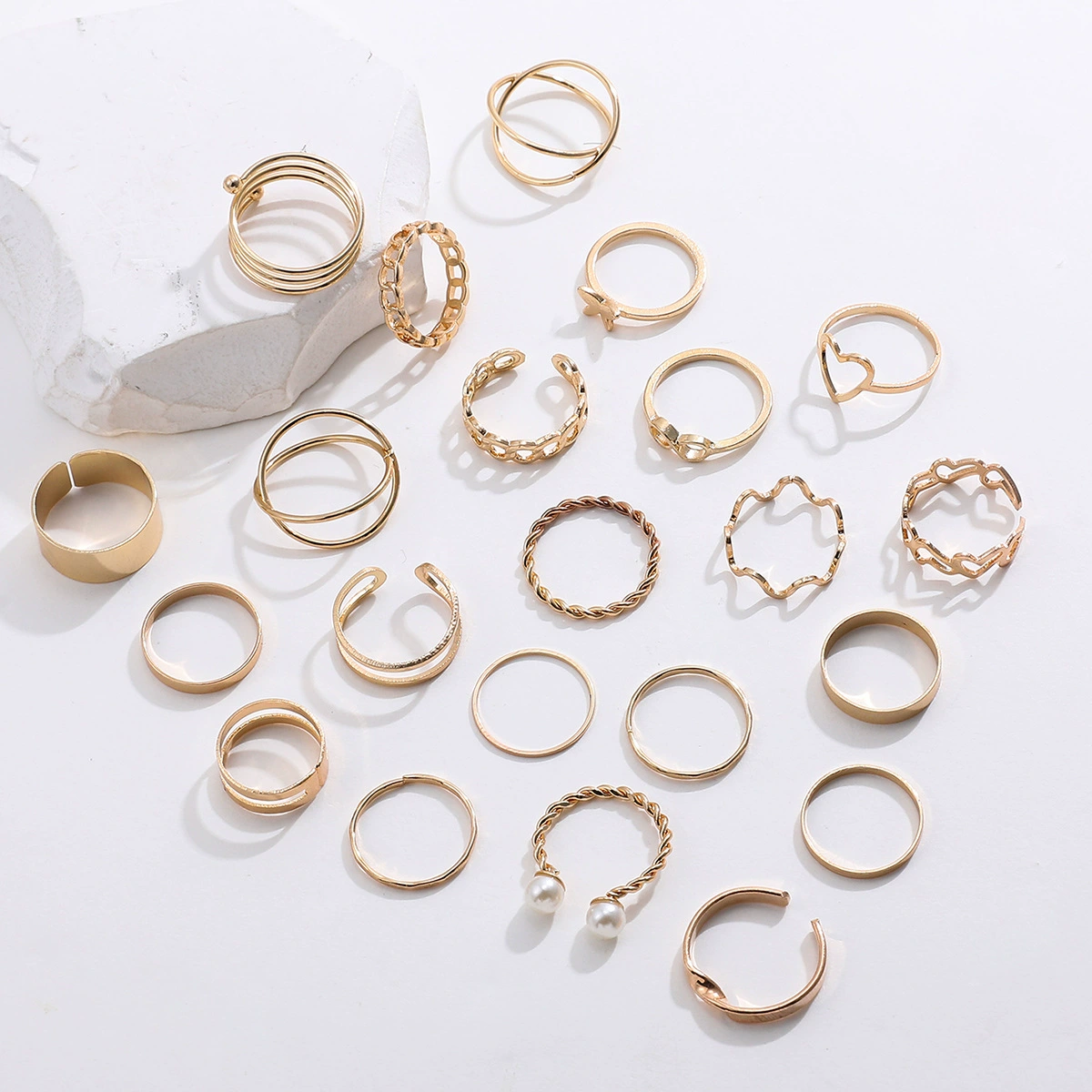 Set, one size ring, decorations, European style, 18 carat white gold, gold and silver